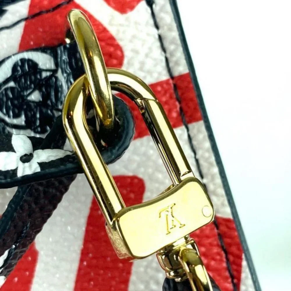 Louis Vuitton Crafty Red Neverfull Pochette GM